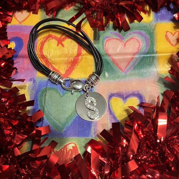 Vintage 6 Strand Black Vegan Waxed Cord Initial Rhinestone “S” Bracelet 7.5 - Picture 8 of 15